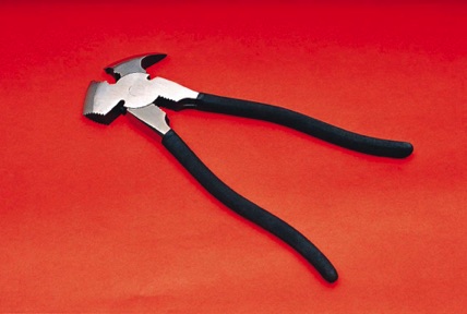 #00107 10" fence pliers with hammer, curved claw and two wire cutters.